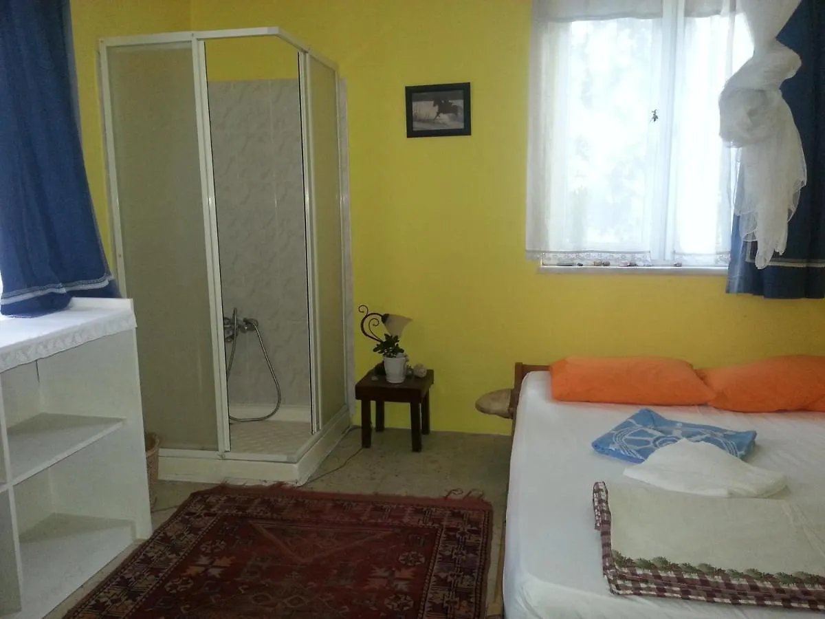 Ecer Pansiyon Kusadası Alloggio in famiglia